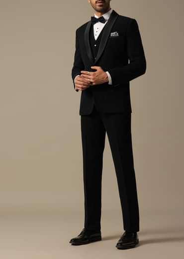 Elegant Tuxedo For Grooms