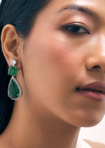 Emerald Diamond Necklace With Earrings