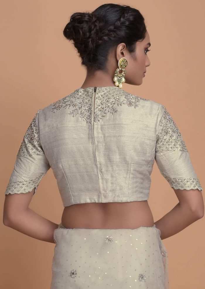 Fog Grey Saree In Organza With Scattered Sequins All Over And Embroidered Buttis Online - Kalki Fashion