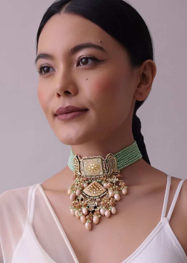 Gold-Finish Bridal Kundan Chokar Necklace Set With Beads And Multicolor Meenakari In Mix Metal