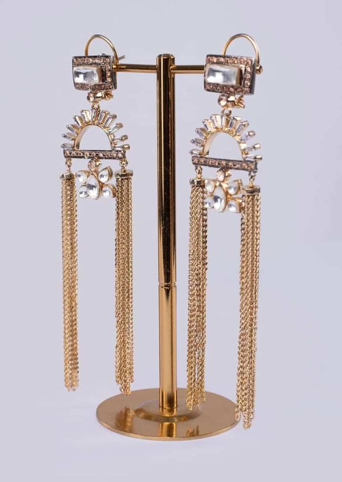 Gold plated sleek tassel earring with kundan stone only on Kalki