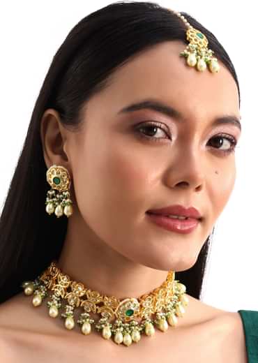 Green And Gold Kundan Short Necklace Set With Earrings