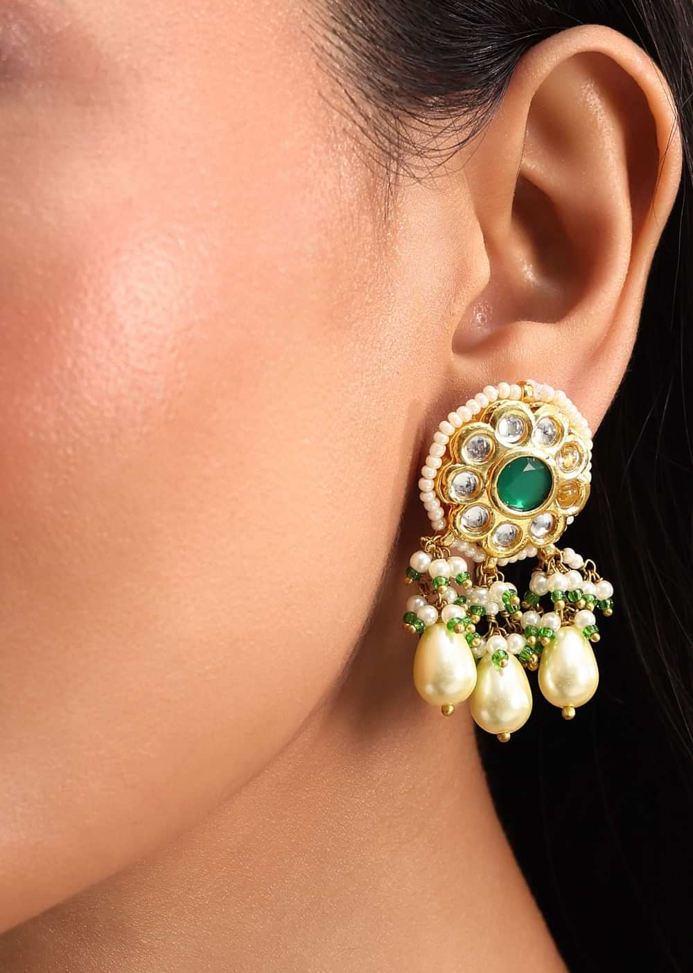 Green And Gold Kundan Short Necklace Set With Earrings