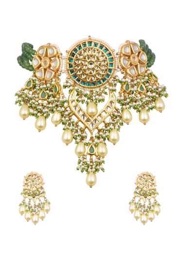 Gold And Green Short Kundan Necklace Set In Mix Metal