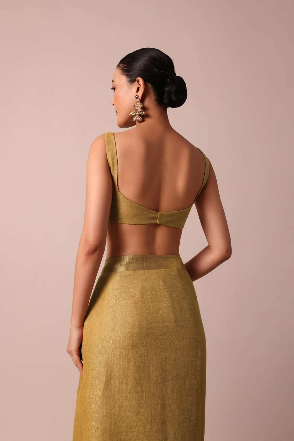 Gold Cotton Linen Saree With Zari Border And Unstitched Blouse Piece