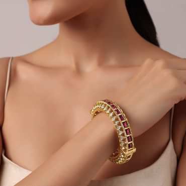 Gold Finish Bangle With Red Meenakari