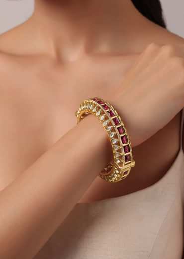 Gold Finish Bangle With Red Meenakari
