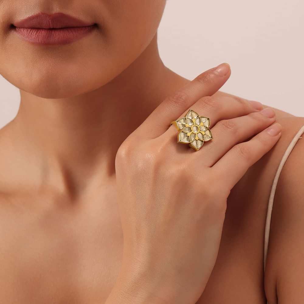 Gold Finish Floral Ring With Studded Kundan