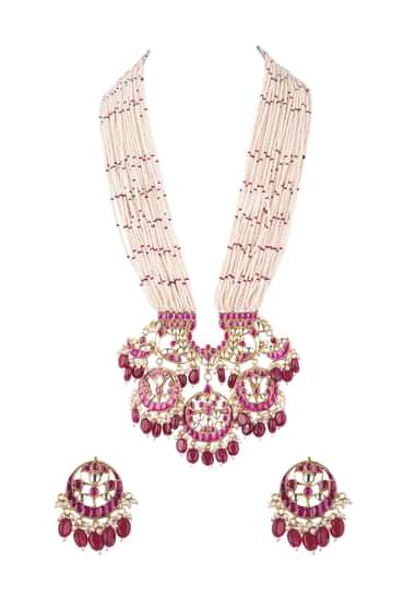 Gold Finish Kundan Necklace And Earring Set With Pearls