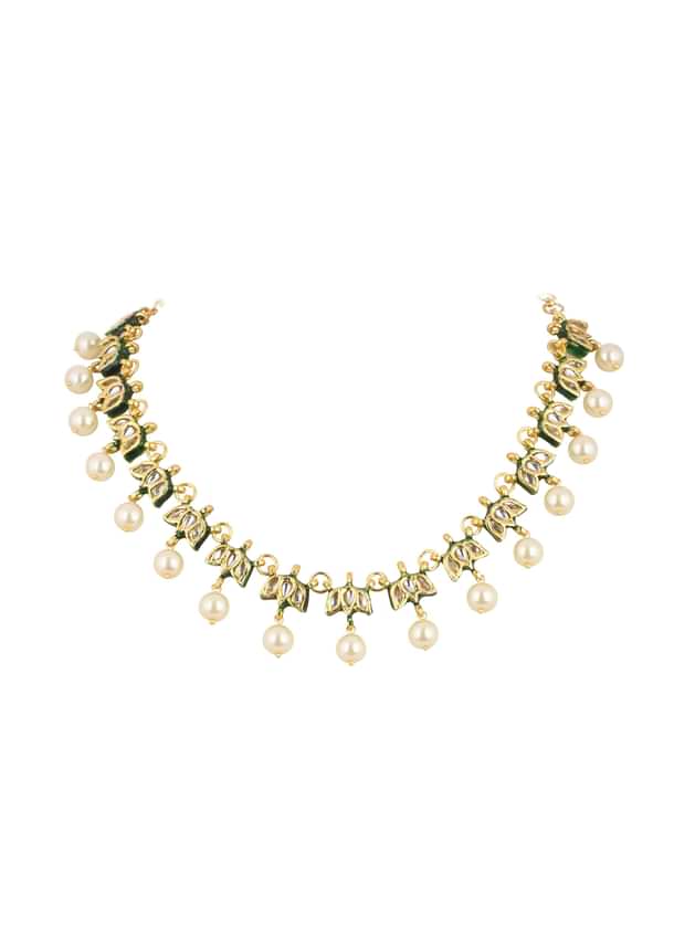 Gold Finish Kundan Necklace With Pearls Gold Finish Kundan Necklace With Pearls