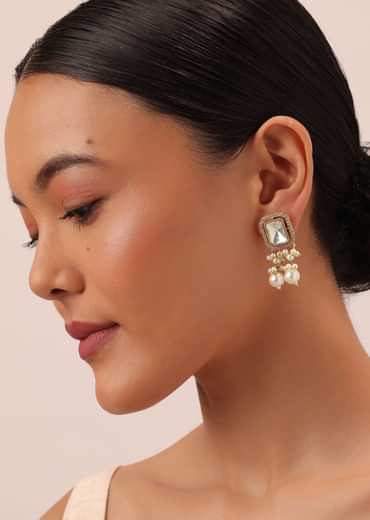 Gold Finish Kundan Necklace Set With Pearl Drops And Geometric Motifs