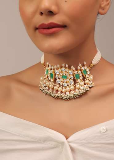 Gold Finish Kundan Polki Choker Set With Pearls