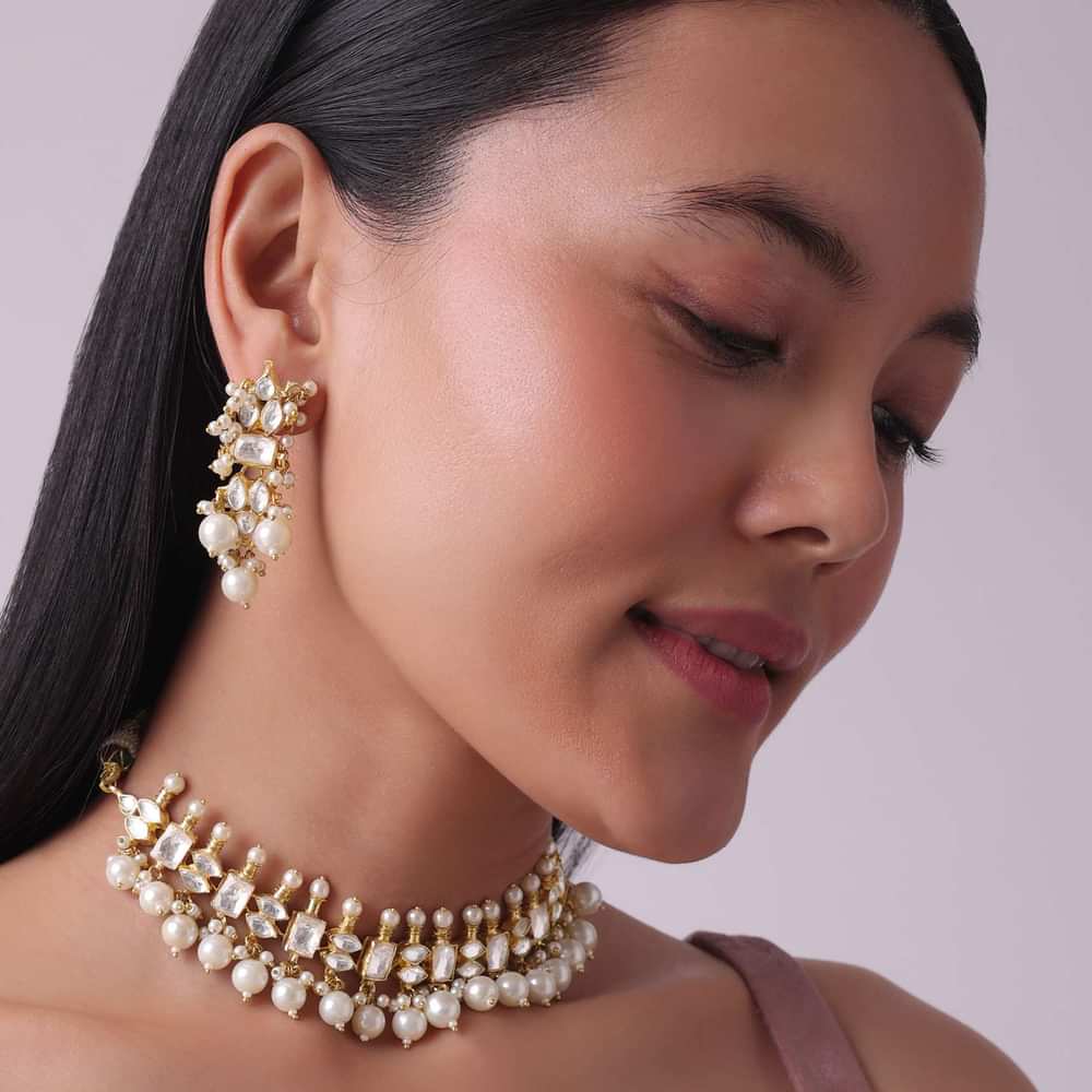 Gold Finish Kundan Polki White Necklace Set With Beads, Stones, And Pearls