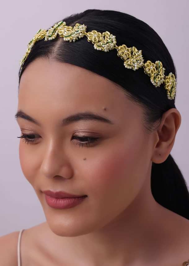 Gold Finish Kundan Studded Mathapatti In Mix Metal Gold Finish Kundan Studded Mathapatti In Mix Metal