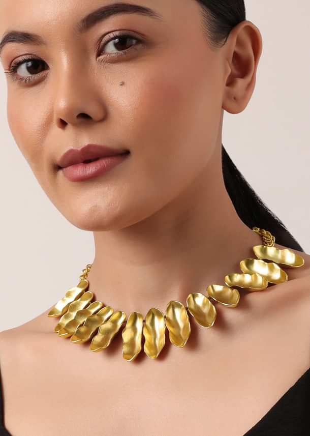 Gold Finish Microplated Statement Necklace Gold Finish Microplated Statement Necklace