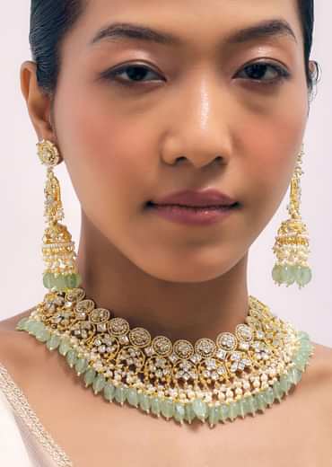 Gold Finish Mint Green Choker Set With Kundan Work In Mix Metal
