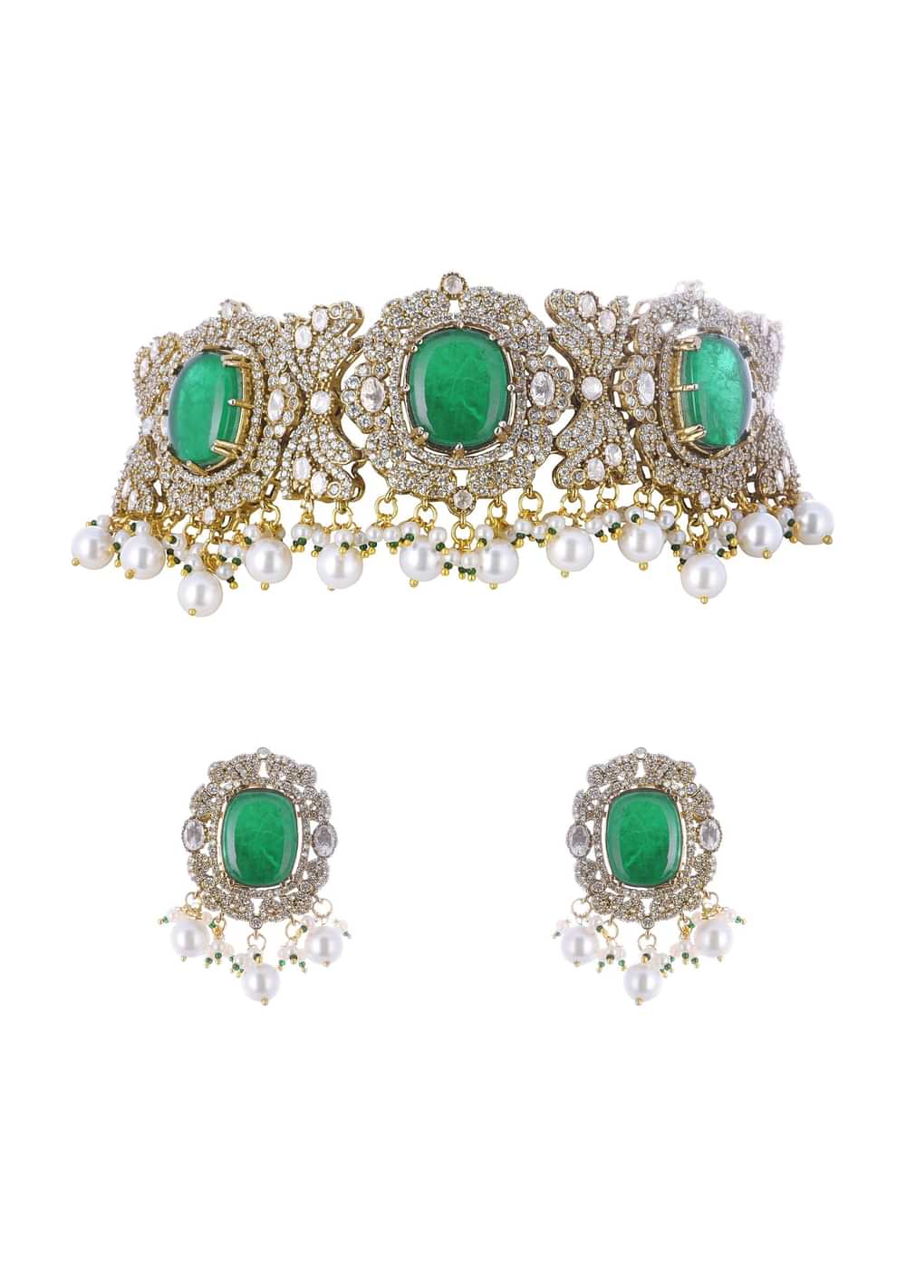 Gold Finish Necklace Set With Emerald Stone In Mix Metal