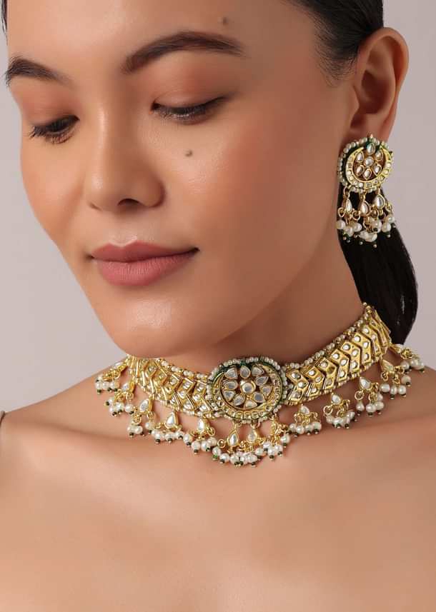 Gold Finish Pendant Choker Set With Bead Drops And Studded Kundan