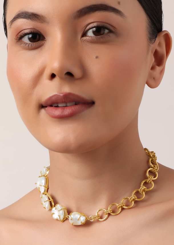 Gold Finish Short Necklace With Mother Of Pearls Gold Finish Short Necklace With Mother Of Pearls