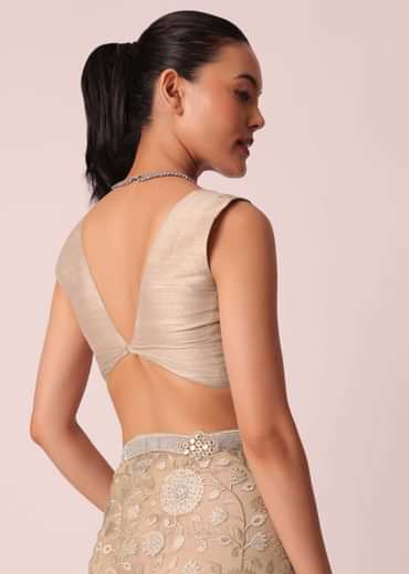 Gold Net Saree With Stone Studded And Florar work And Unstitched Blouse Piece
