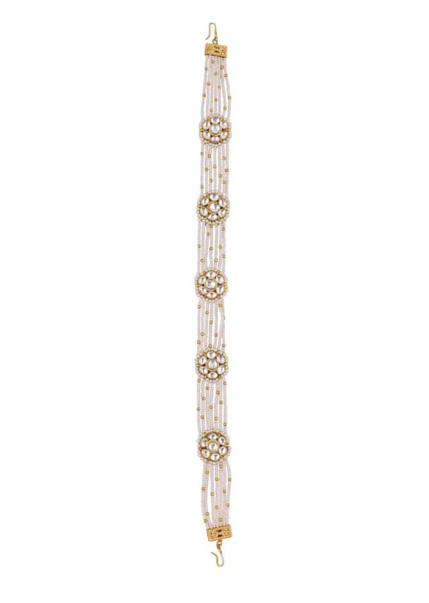 Gold Toned Mathapatti With Kundan And Pearls Gold Toned Mathapatti With Kundan And Pearls