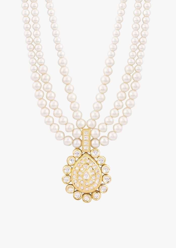 Gold Toned Multi Layered Pearl Mala With Kundan Centre Piece