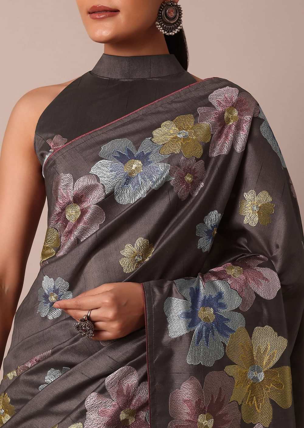 Graceful Grey Saree With Exquisite Thread Resham Work