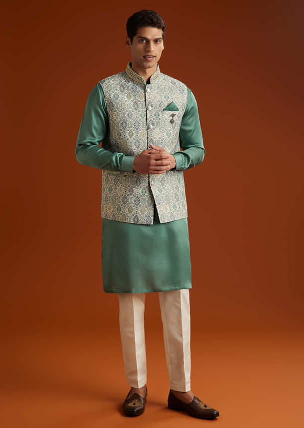 Green Silk Kurta Jacket Set For Men With Geometric Jaal Print Green Silk Kurta Jacket Set For Men With Geometric Jaal Print