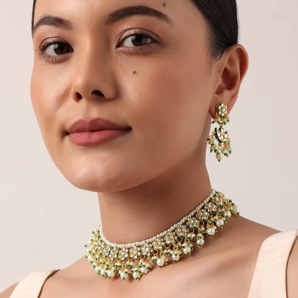 Green And Gold Kundan Short Necklace Set