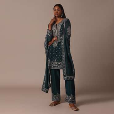 Green Embellished Pant Set With Thread Work Kurta