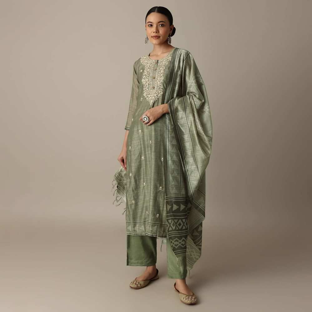 Green Emerald Elegance Cotton Silk Kurti Pant Set