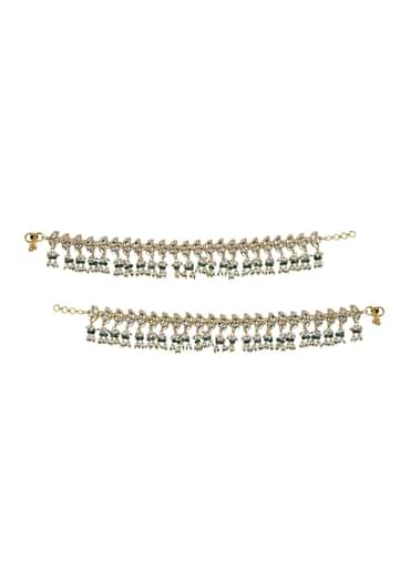 Green Payal With Kundan And Bead Drops - Set of 2