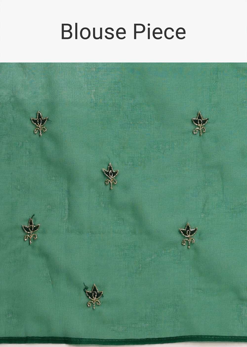 Green Scallop Border Organza Saree With Unstitched Blouse
