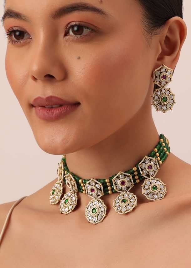 Green Temple Choker Set With Floral Motifs And Meenakari Detail Green Temple Choker Set With Floral Motifs And Meenakari Detail