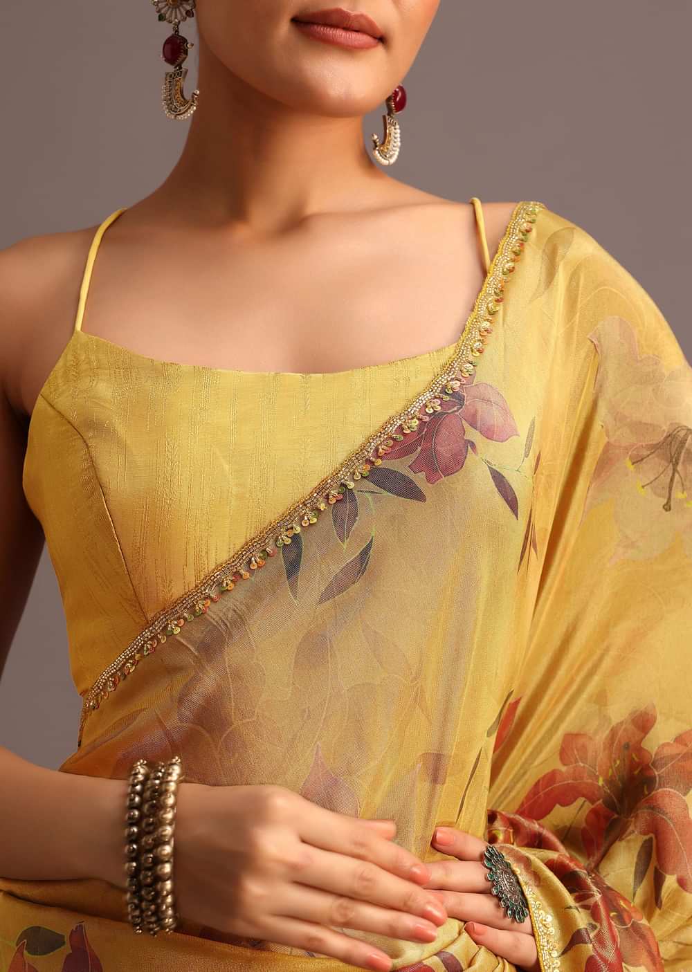 Green Tissue Silk Floral Leaf Printed Saree With Embroidered Border