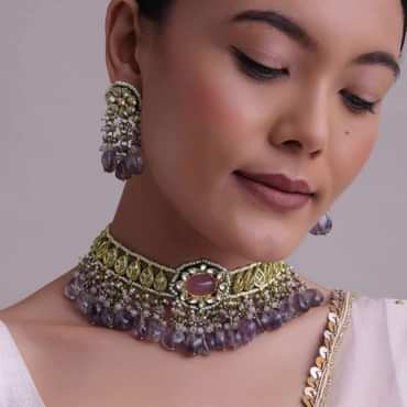 Voilet Toned Gold-Finish Kundan Choker Necklace Set With Colourful Meenakari Work In Mix Metal Voilet Toned Gold-Finish Kundan Choker Necklace Set With Colourful Meenakari Work In Mix Metal