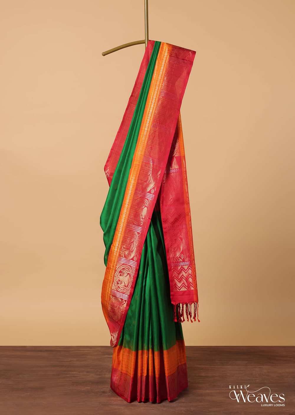 Green Woven South Album Silk Saree With Tassel Pallu And Unstitched Blouse Piece