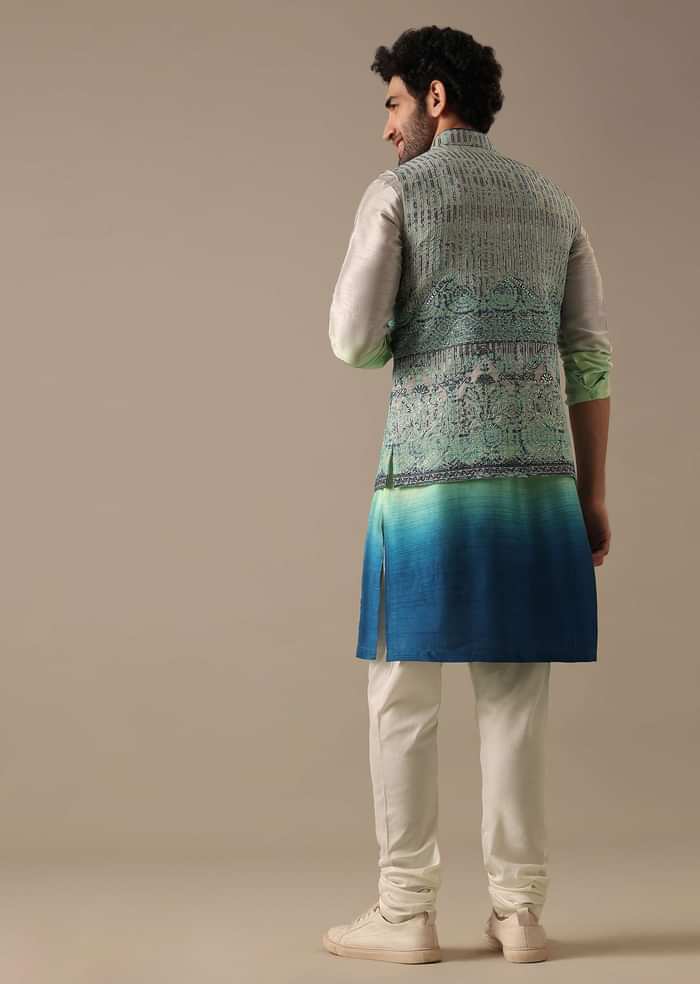 Grey Bundi And Kurta Set In Silk