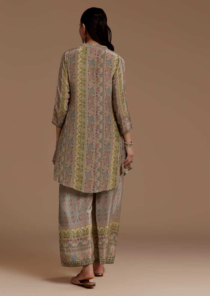 Grey Kurta Pant Set with Floral Print