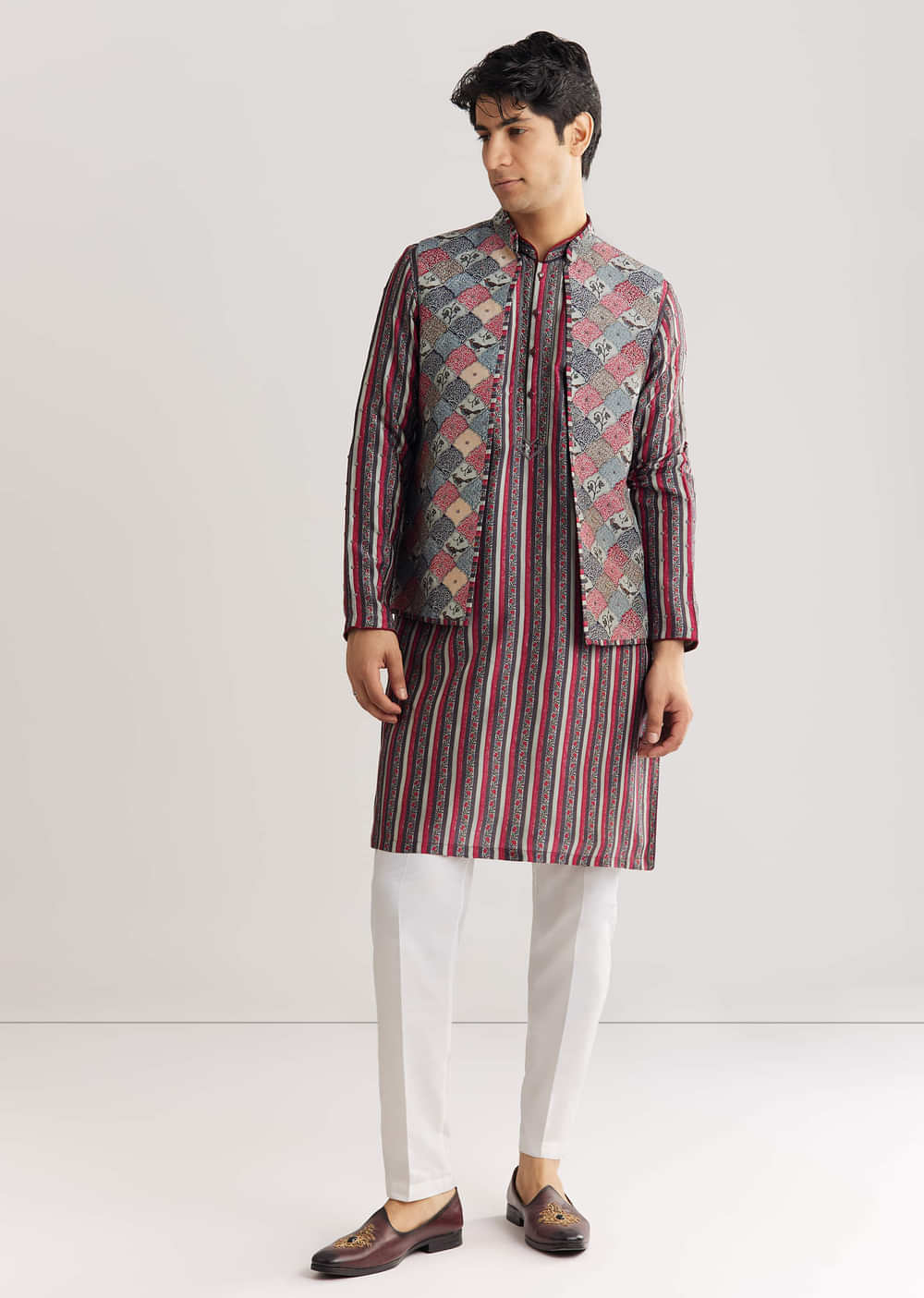 Grey Rawsilk Jacket Kurta Set With Cut Dana And Stone