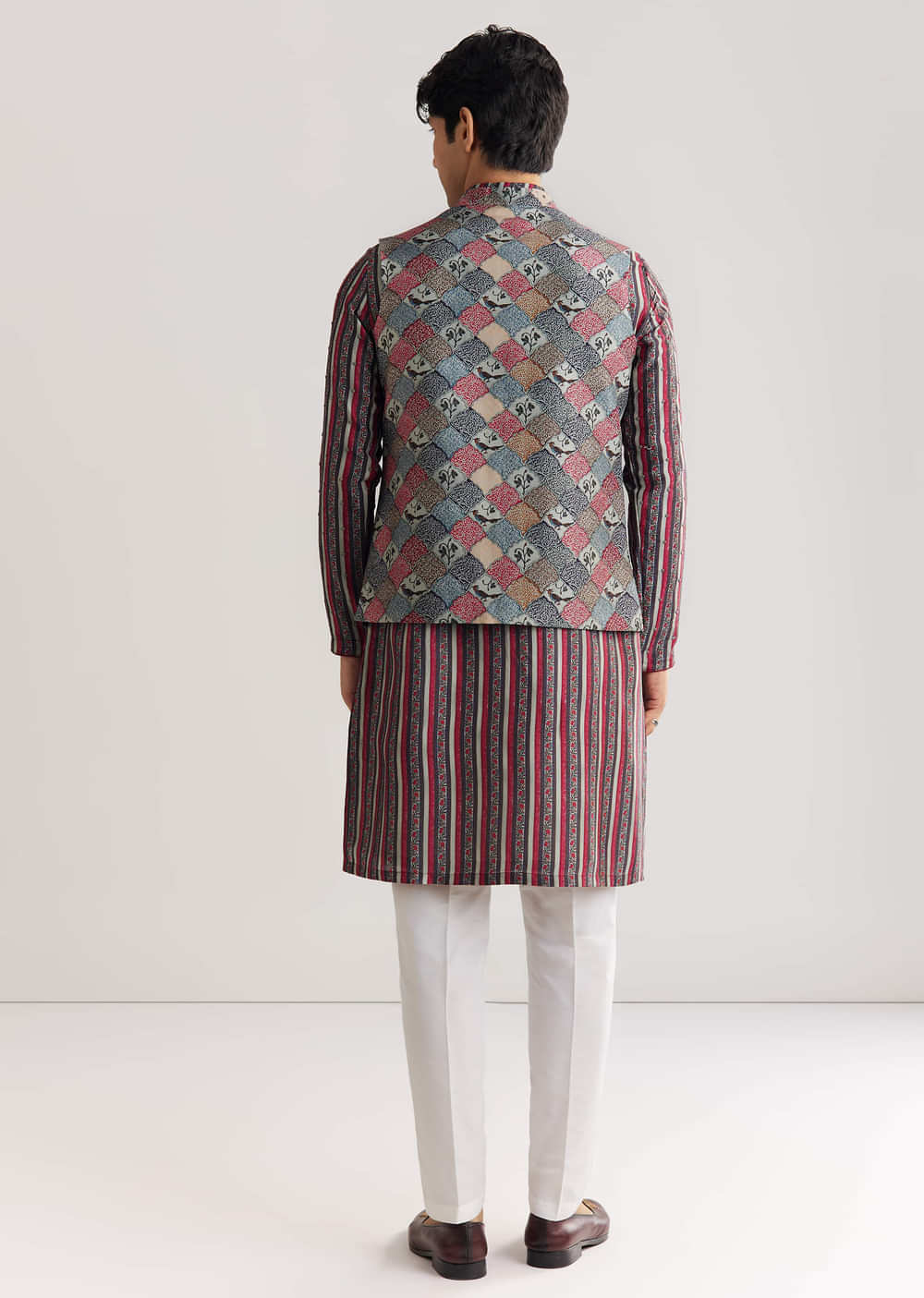 Grey Rawsilk Jacket Kurta Set With Cut Dana And Stone