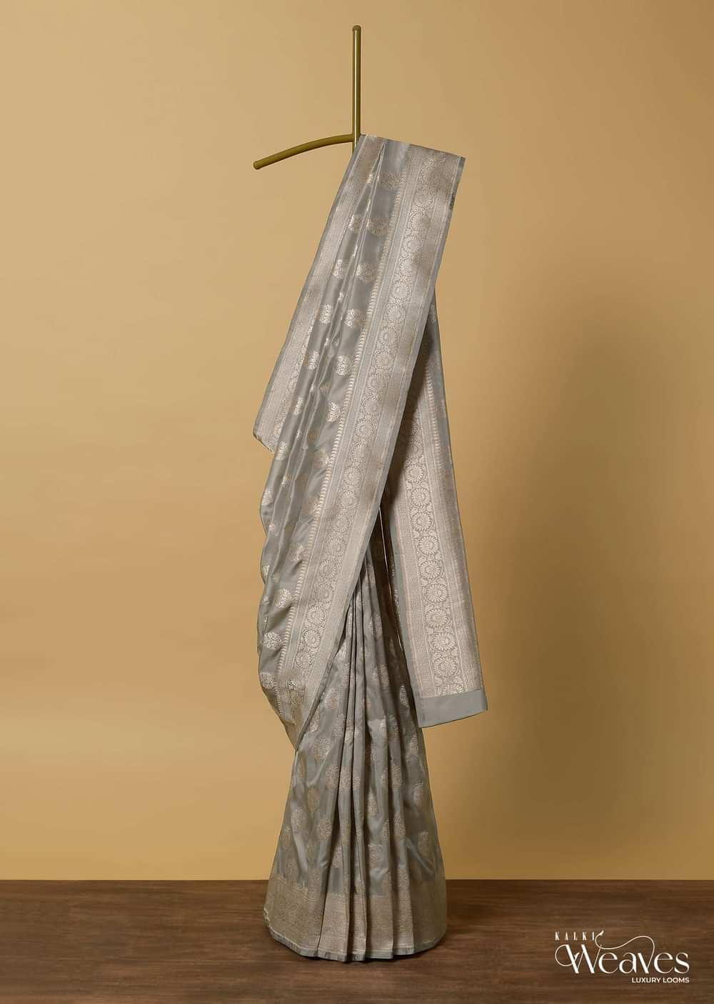 Grey Banarasi Katan Silk Saree With Zari Weave And Unstitched Blouse Piece