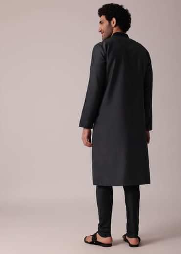 Grey Festive Silk Kurta Set With Intricate Handwork
