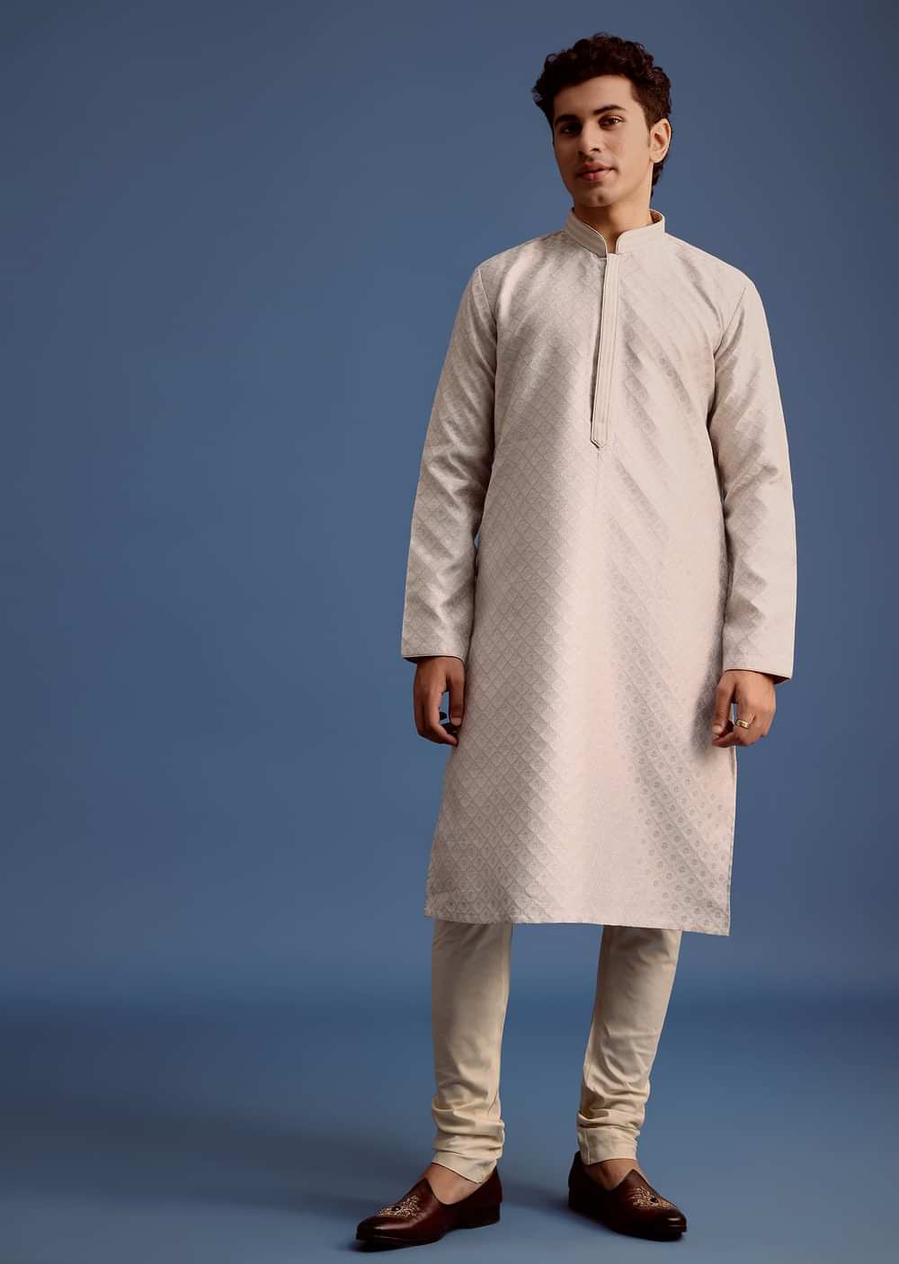 Grey Printed Kurta Pyjama Set For Men