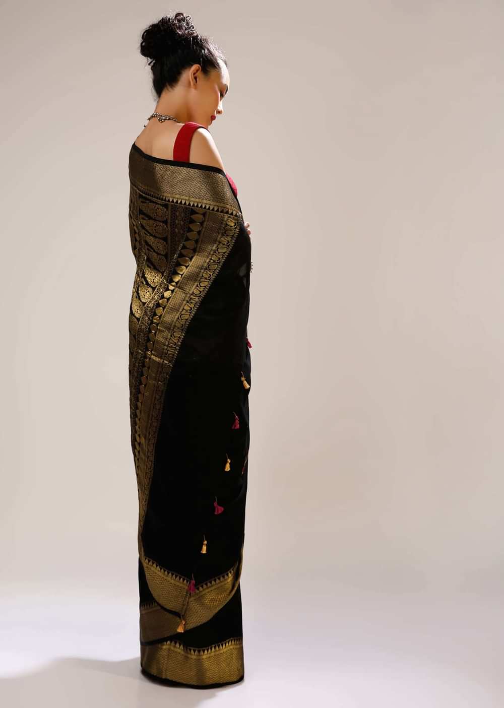 Ink Black Saree In Silk Blend With Checks Weave, Multi Colored Bud Embroidered Floral Motifs And Brocade Border Online - Kalki Fashion