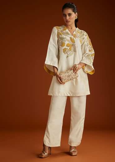 Ivory Floral Applique Work Kurta Pant Set With Gotta Lace