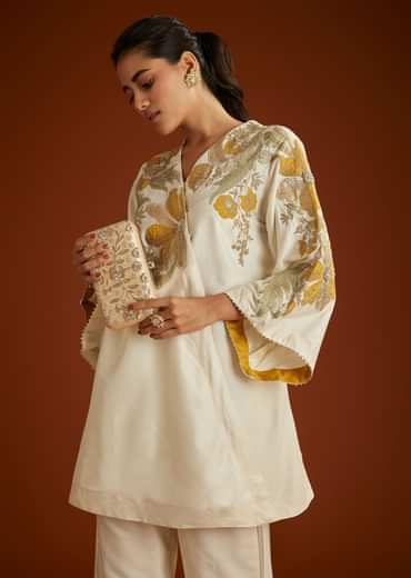 Ivory Floral Applique Work Kurta Pant Set With Gotta Lace