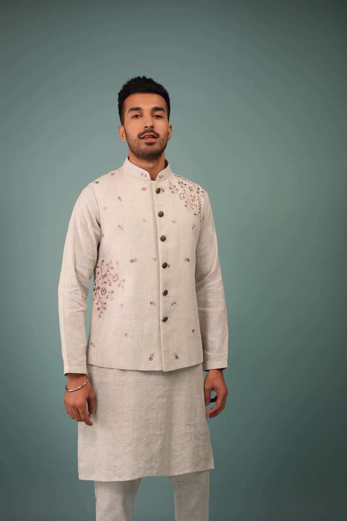 Kalki Birch White Bandi Jacket Set In Linen With Blooming Floral Embroidery