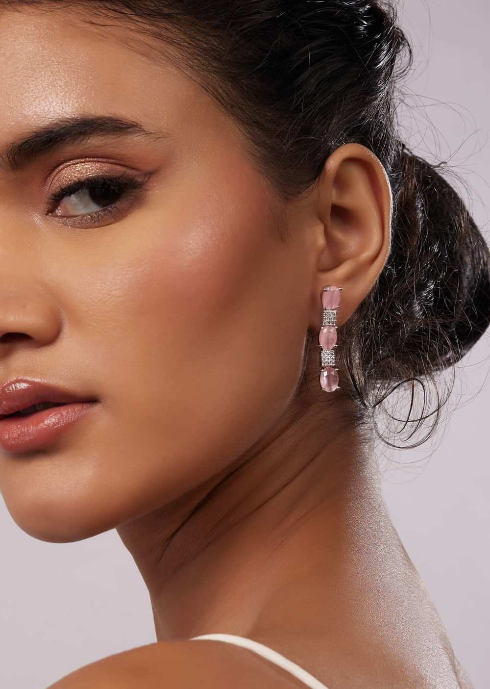 Diamond Necklace Set With Silver Plating And Baby Pink Stones