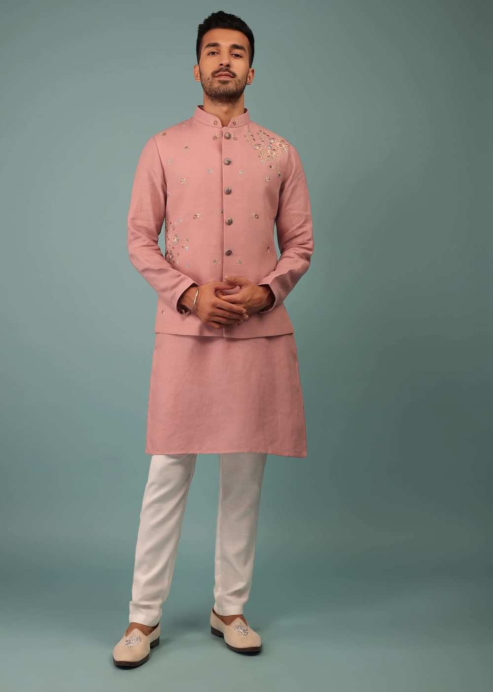 Salmon Pink Bandi Jacket Set In Linen With Blooming Floral Embroidery
